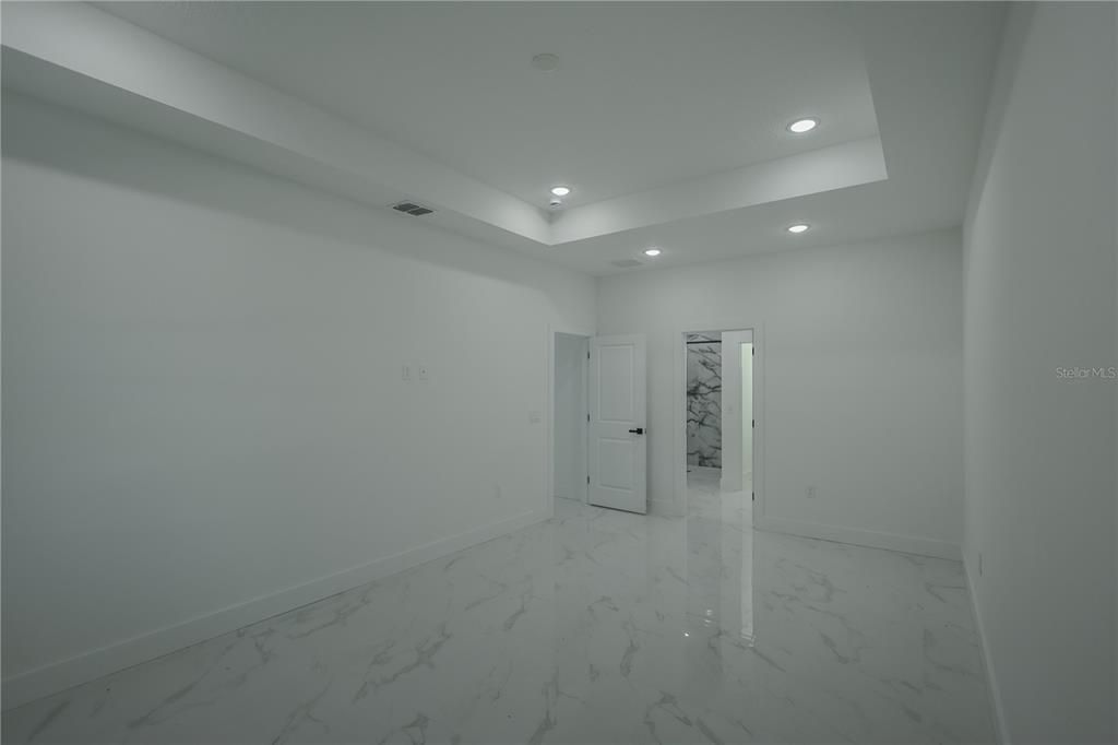 For Sale: $455,000 (4 beds, 3 baths, 2060 Square Feet)