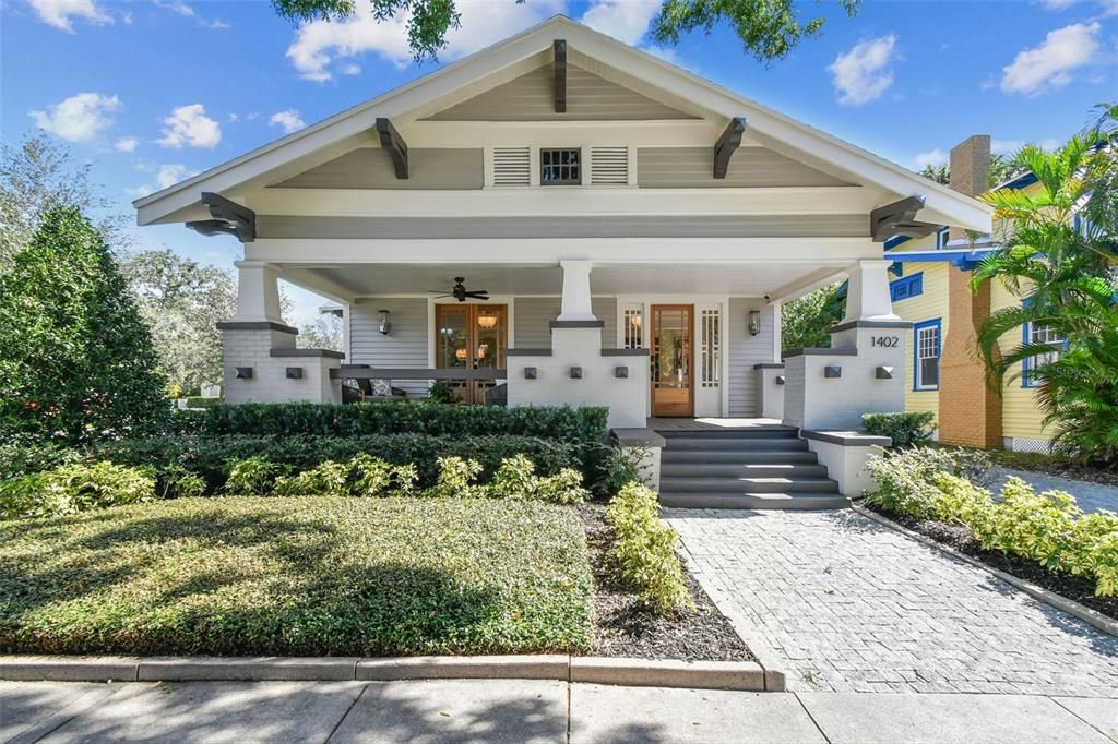 For Sale: $2,995,000 (4 beds, 3 baths, 3099 Square Feet)