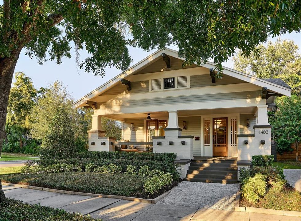 For Sale: $2,995,000 (4 beds, 3 baths, 3099 Square Feet)