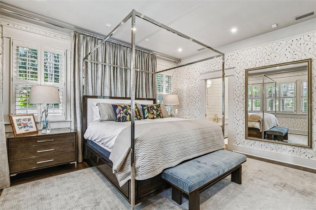 For Sale: $2,995,000 (4 beds, 3 baths, 3099 Square Feet)