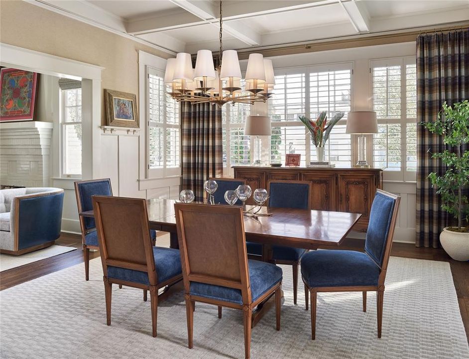 For Sale: $2,995,000 (4 beds, 3 baths, 3099 Square Feet)