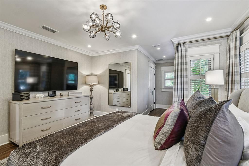 For Sale: $2,995,000 (4 beds, 3 baths, 3099 Square Feet)