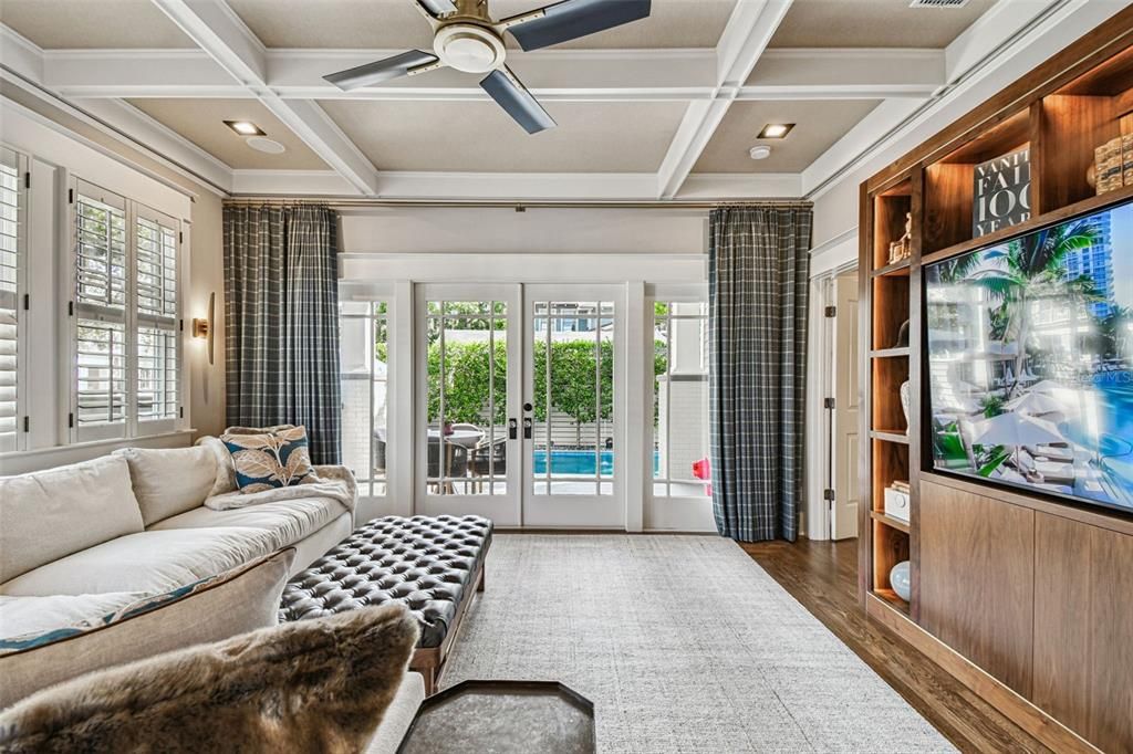 For Sale: $2,995,000 (4 beds, 3 baths, 3099 Square Feet)