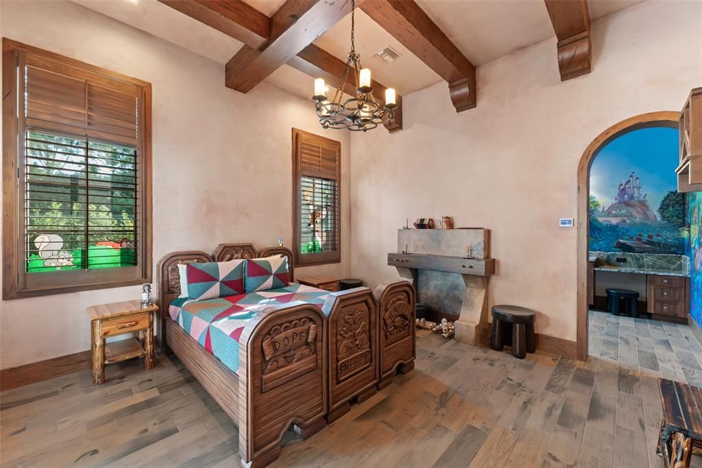 For Sale: $11,000,000 (5 beds, 5 baths, 6276 Square Feet)