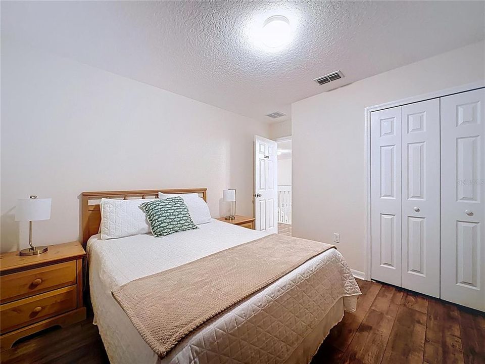 待售: $460,000 (5 贝兹, 3 浴室, 2532 平方英尺)