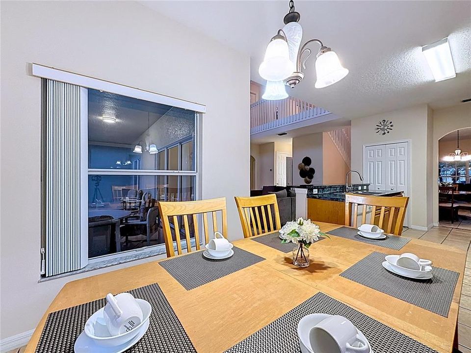 待售: $460,000 (5 贝兹, 3 浴室, 2532 平方英尺)