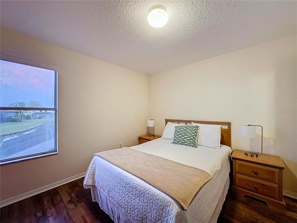 待售: $460,000 (5 贝兹, 3 浴室, 2532 平方英尺)