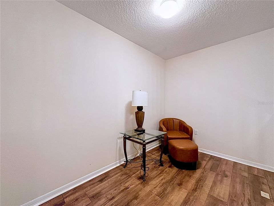 待售: $460,000 (5 贝兹, 3 浴室, 2532 平方英尺)