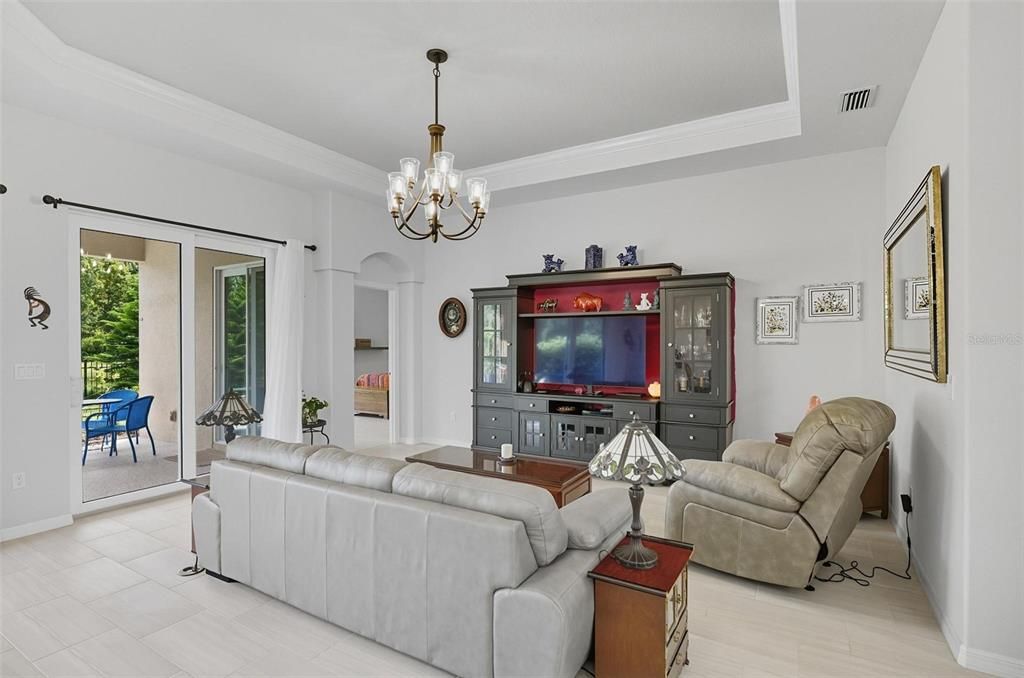 For Rent: $2,500 (3 beds, 2 baths, 1838 Square Feet)