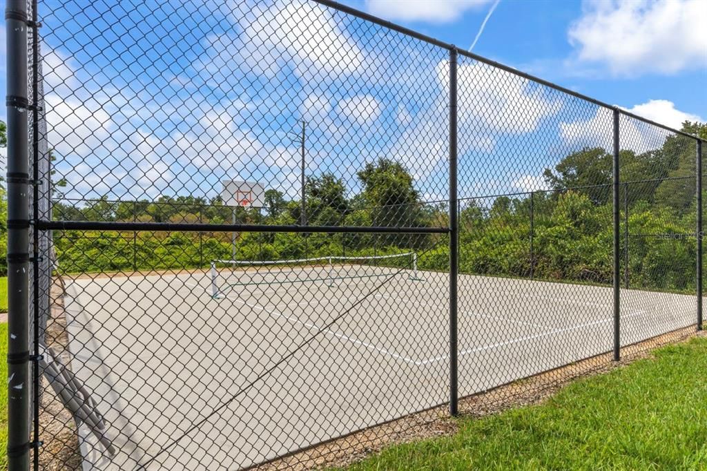 For Rent: $2,500 (3 beds, 2 baths, 1838 Square Feet)