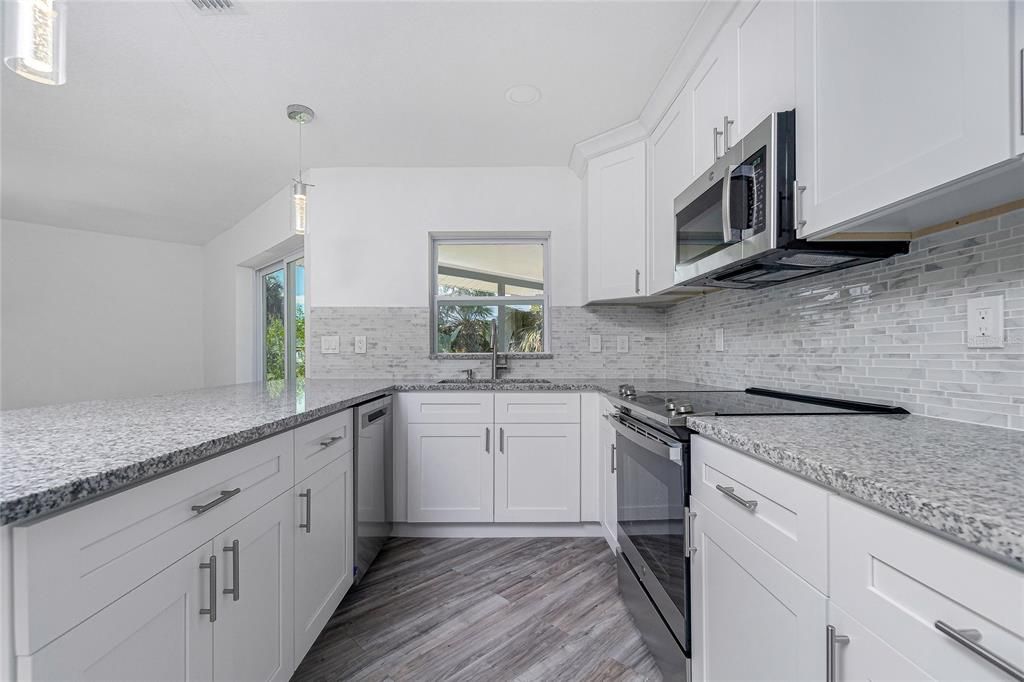 For Sale: $599,000 (3 beds, 2 baths, 1838 Square Feet)