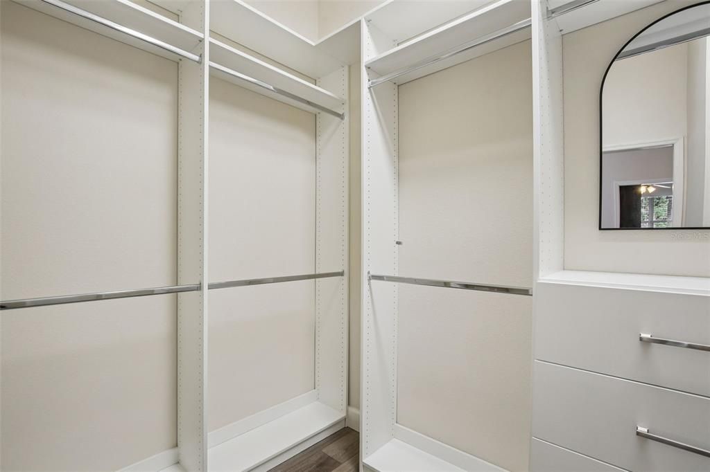 For Sale: $475,000 (5 beds, 3 baths, 2622 Square Feet)