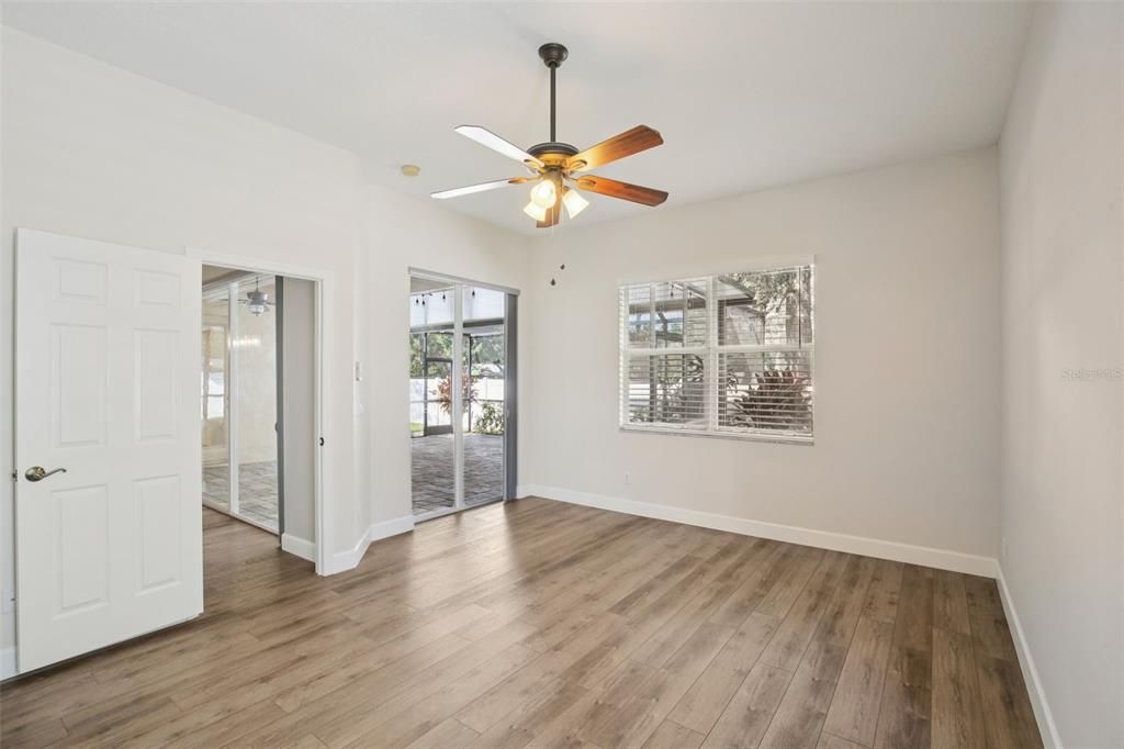 For Sale: $475,000 (5 beds, 3 baths, 2622 Square Feet)