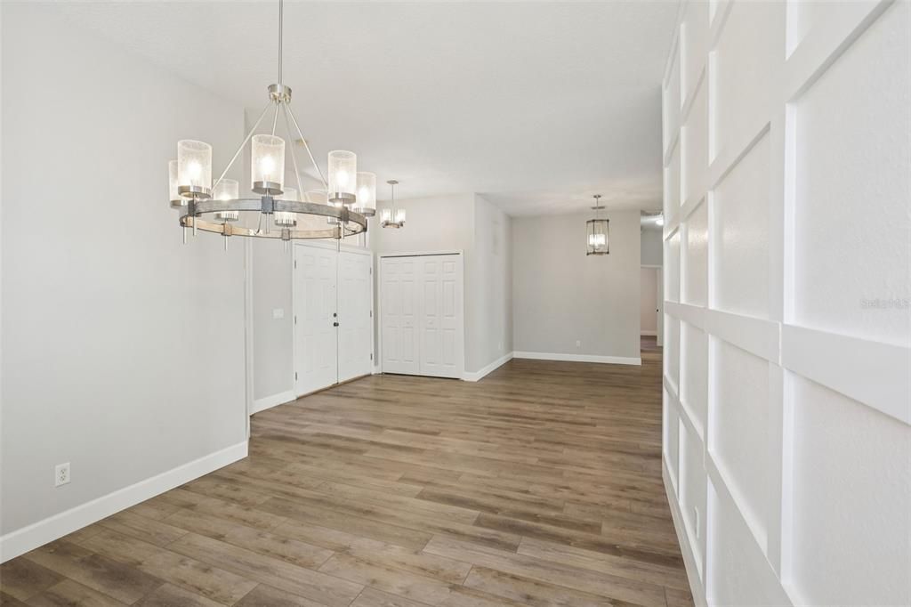 For Sale: $475,000 (5 beds, 3 baths, 2622 Square Feet)