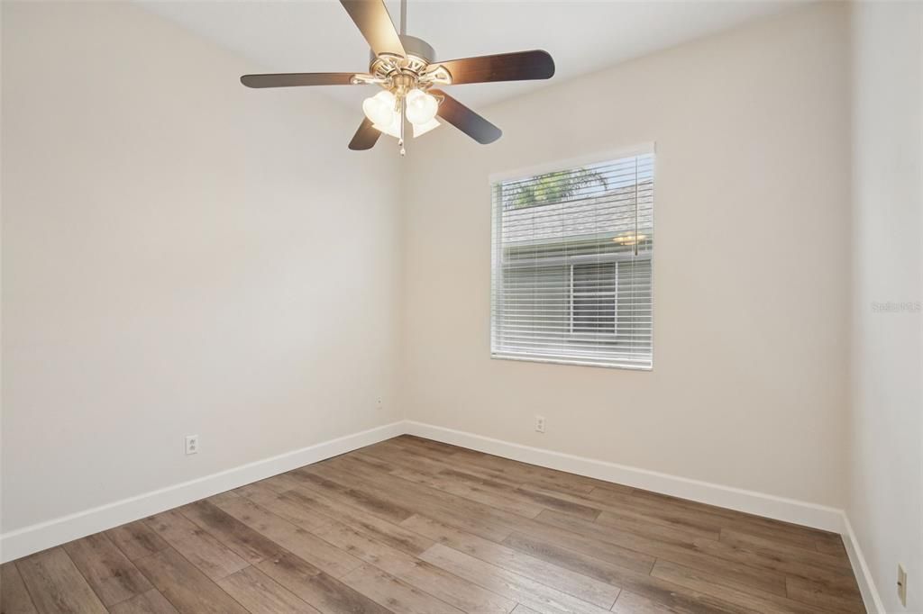 For Sale: $475,000 (5 beds, 3 baths, 2622 Square Feet)