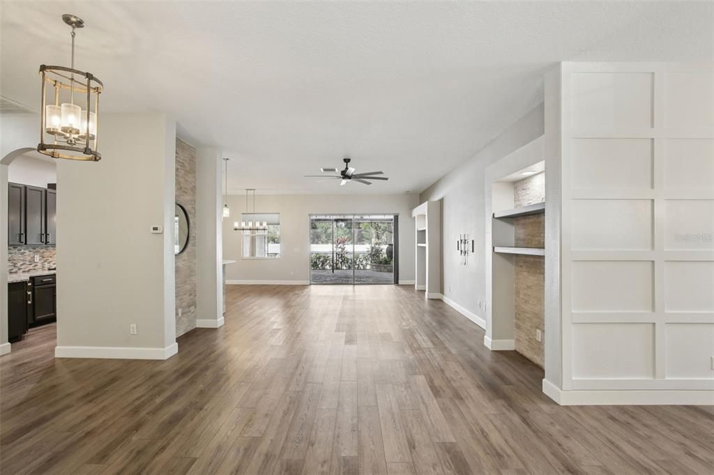 For Sale: $475,000 (5 beds, 3 baths, 2622 Square Feet)