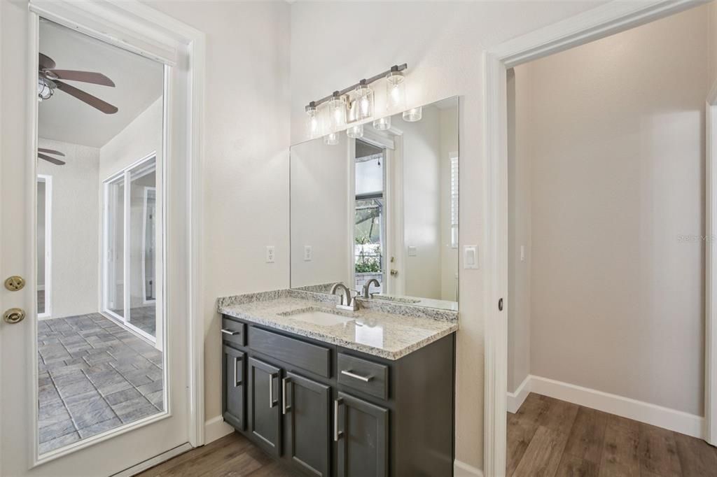 For Sale: $475,000 (5 beds, 3 baths, 2622 Square Feet)