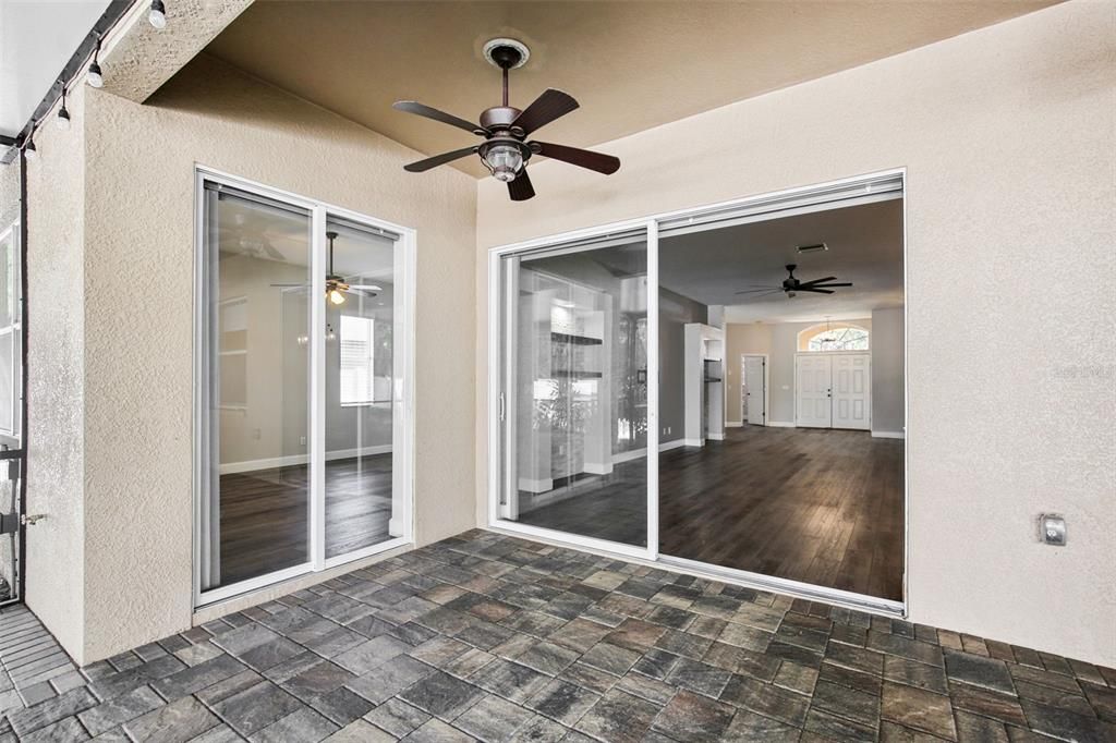 For Sale: $475,000 (5 beds, 3 baths, 2622 Square Feet)