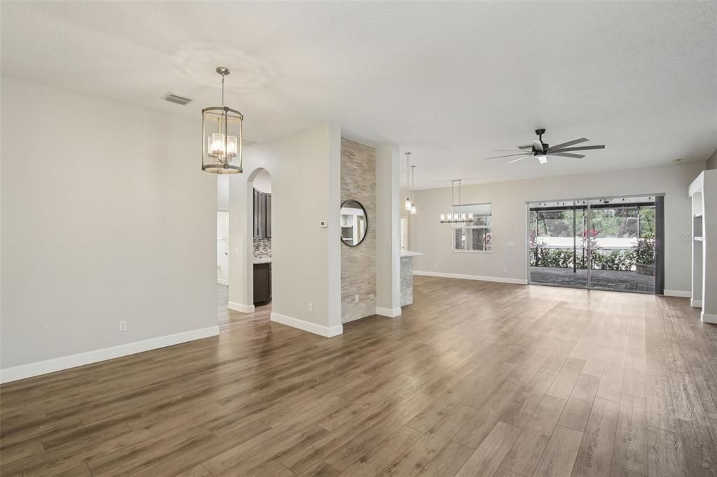 For Sale: $475,000 (5 beds, 3 baths, 2622 Square Feet)