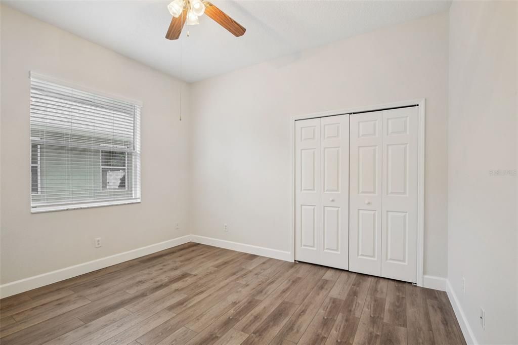 For Sale: $475,000 (5 beds, 3 baths, 2622 Square Feet)