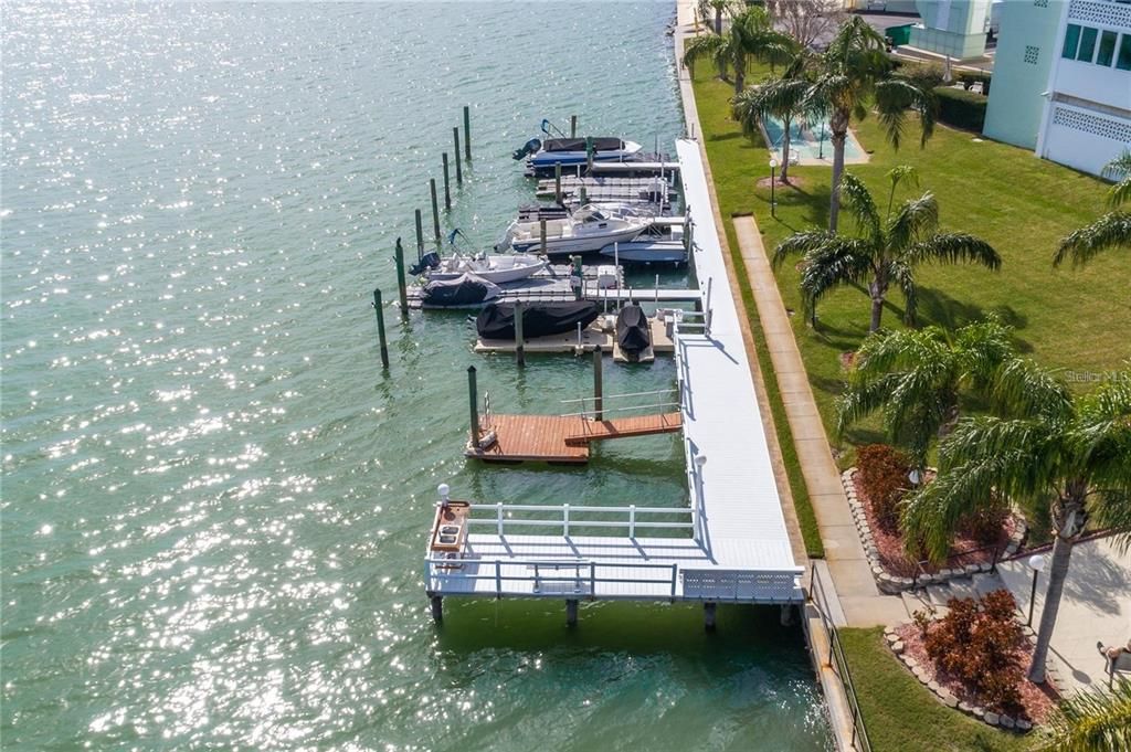 For Sale: $445,000 (2 beds, 2 baths, 1295 Square Feet)