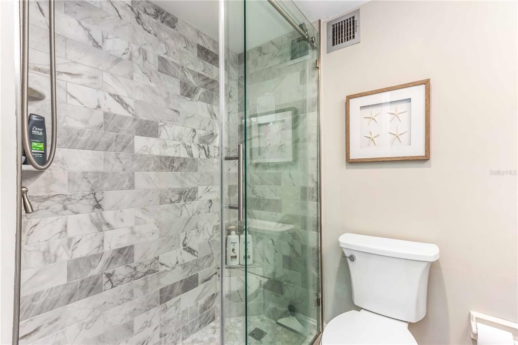 For Sale: $445,000 (2 beds, 2 baths, 1295 Square Feet)