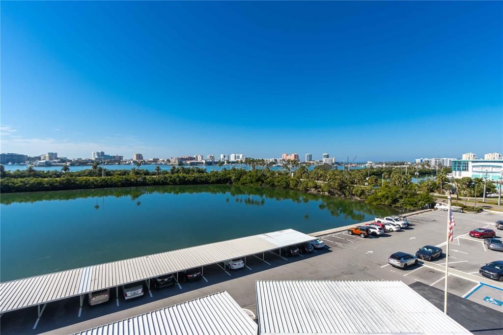 For Sale: $445,000 (2 beds, 2 baths, 1295 Square Feet)