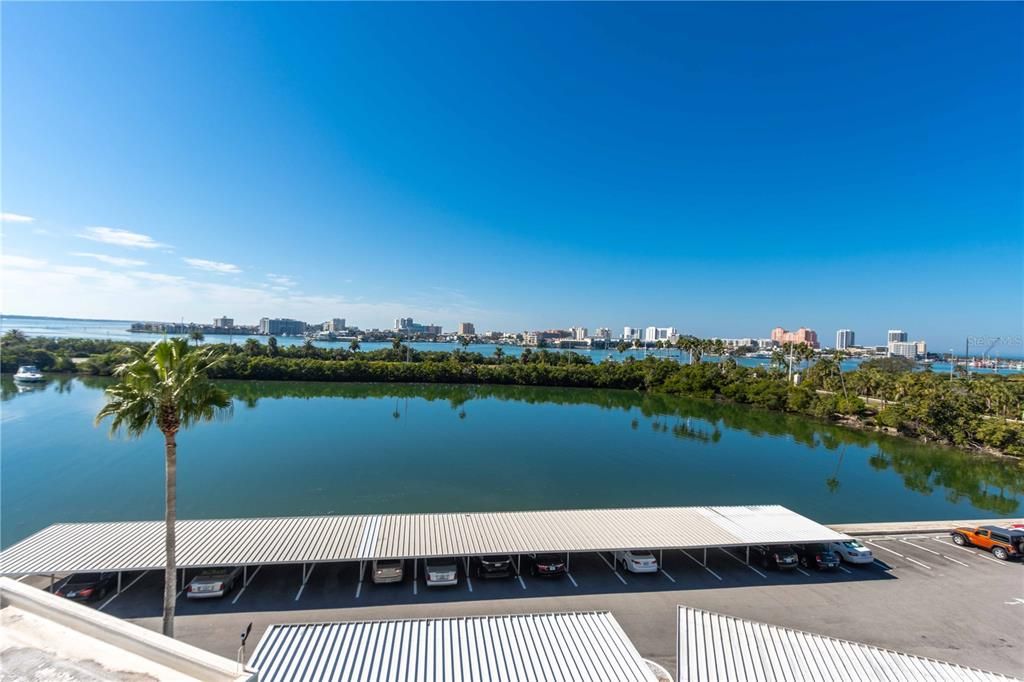 For Sale: $445,000 (2 beds, 2 baths, 1295 Square Feet)