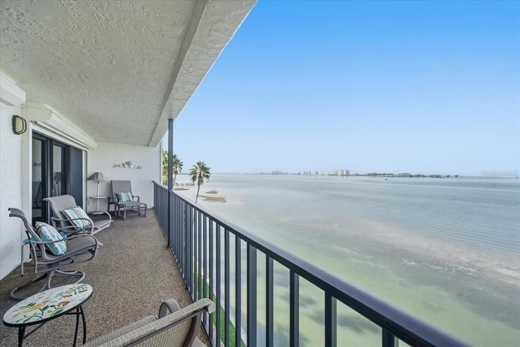 En Venta: $575,000 (2 camas, 2 baños, 1425 Pies cuadrados)