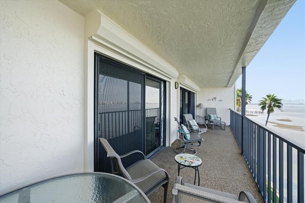 En Venta: $575,000 (2 camas, 2 baños, 1425 Pies cuadrados)