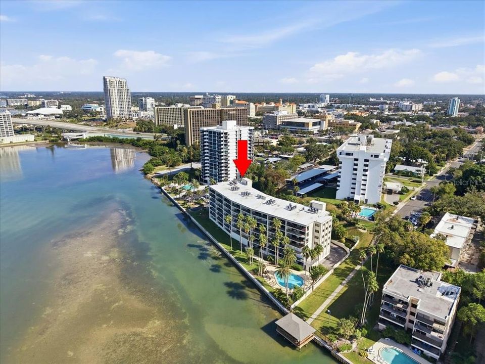 En Venta: $575,000 (2 camas, 2 baños, 1425 Pies cuadrados)