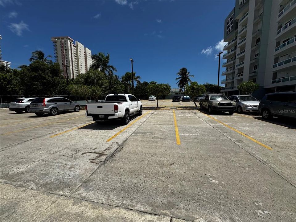 出租: $1,600 (2 贝兹, 2 浴室, 1200 平方英尺)