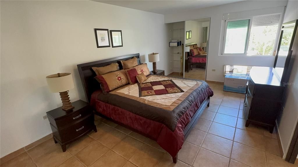 出租: $1,600 (2 贝兹, 2 浴室, 1200 平方英尺)