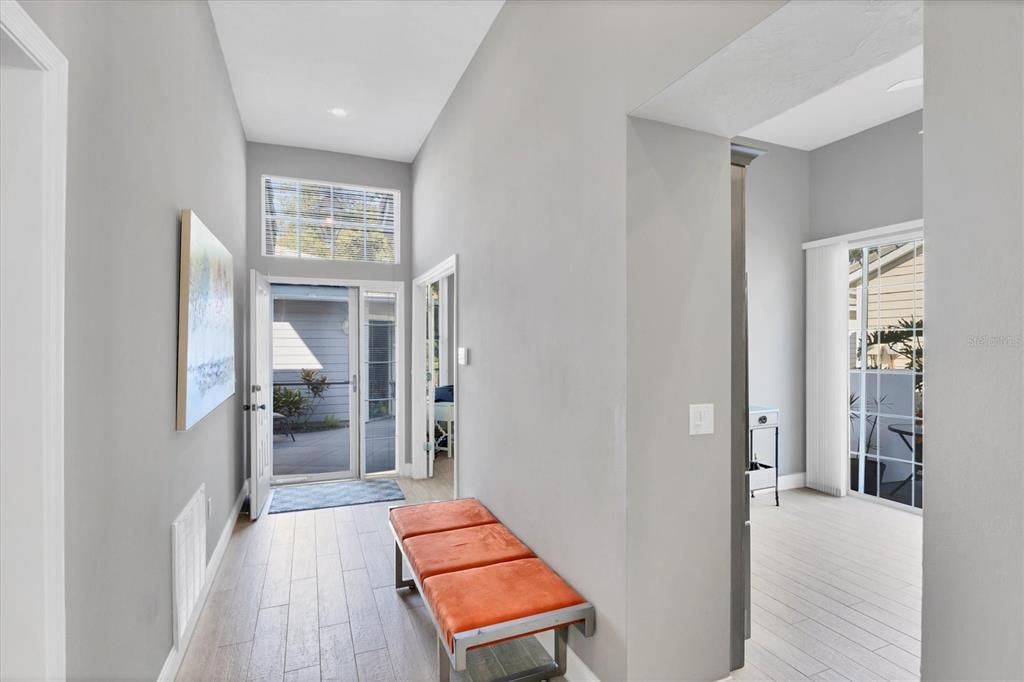 待售: $475,000 (2 贝兹, 2 浴室, 1721 平方英尺)