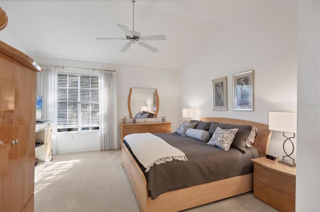 待售: $475,000 (2 贝兹, 2 浴室, 1721 平方英尺)