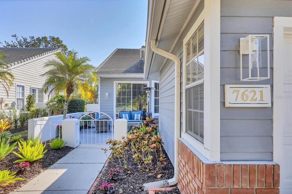 待售: $475,000 (2 贝兹, 2 浴室, 1721 平方英尺)