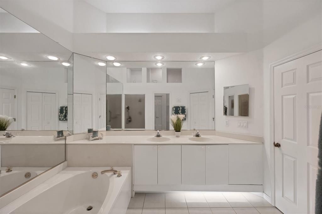 待售: $475,000 (2 贝兹, 2 浴室, 1721 平方英尺)