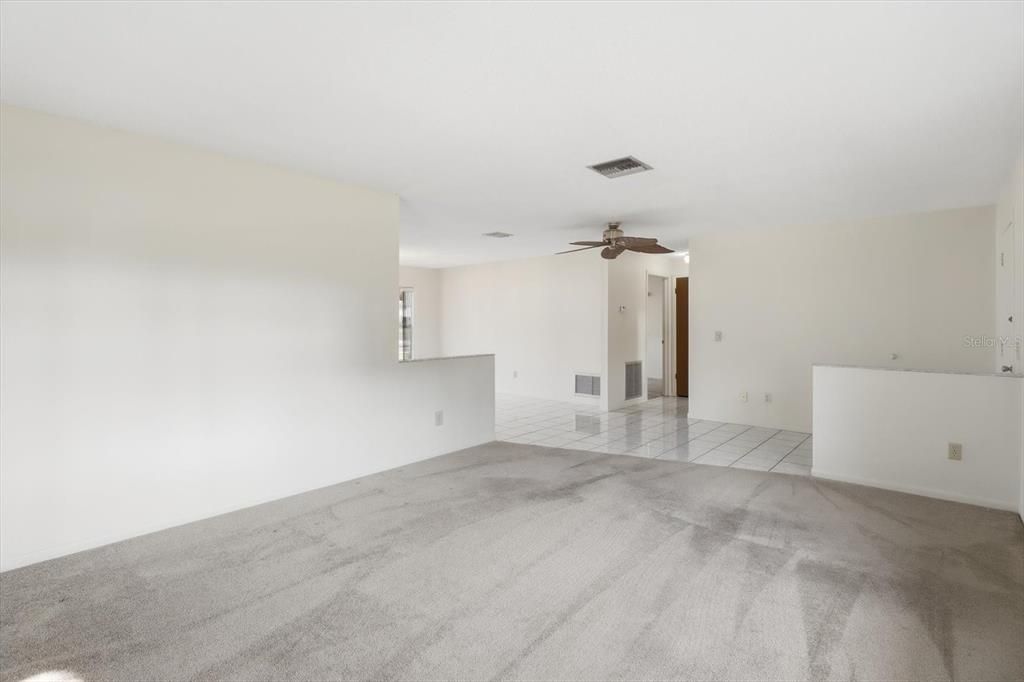 待售: $199,000 (2 贝兹, 1 浴室, 1154 平方英尺)