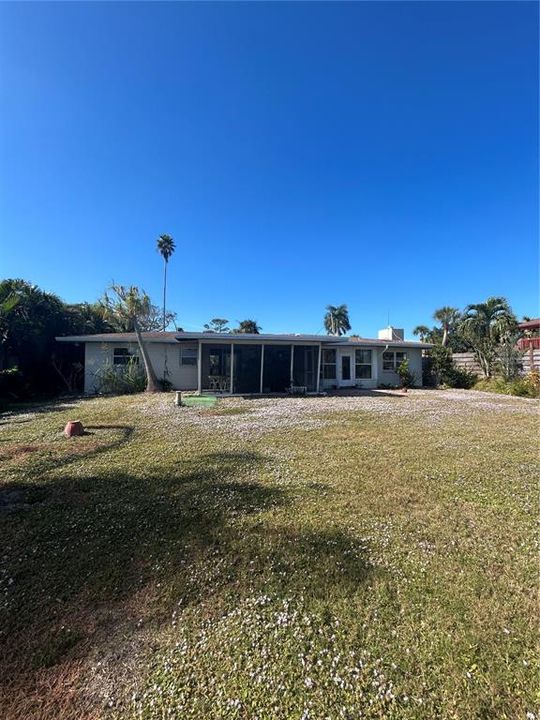 На продажу: $1,650,000 (2 спален, 2 ванн, 1496 Квадратных фут)