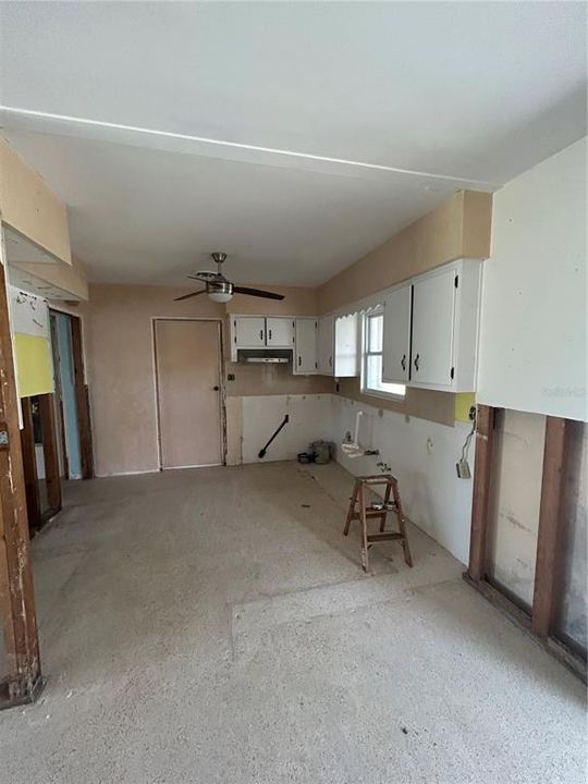 На продажу: $1,650,000 (2 спален, 2 ванн, 1496 Квадратных фут)