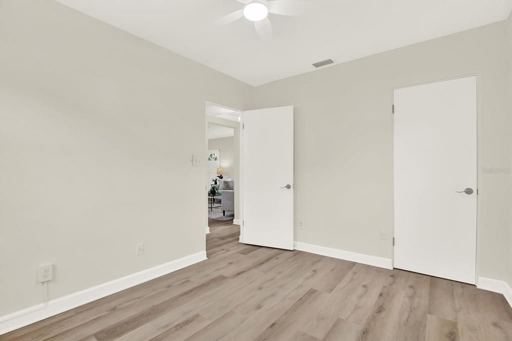 For Sale: $349,000 (3 beds, 2 baths, 1320 Square Feet)