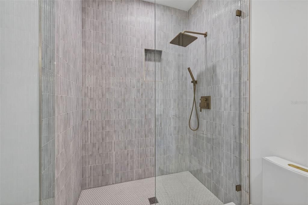 For Sale: $1,099,000 (4 beds, 4 baths, 3182 Square Feet)