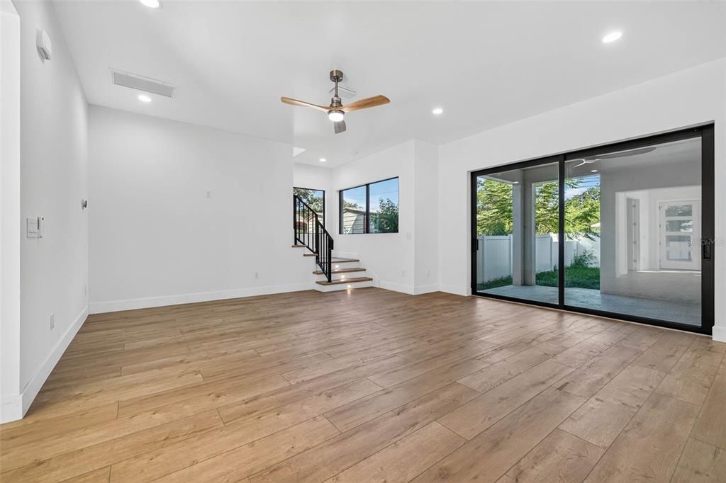 For Sale: $1,099,000 (4 beds, 4 baths, 3182 Square Feet)