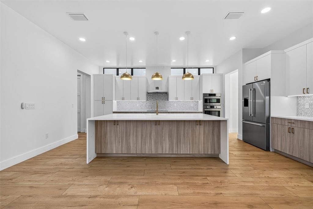 For Sale: $1,099,000 (4 beds, 4 baths, 3182 Square Feet)