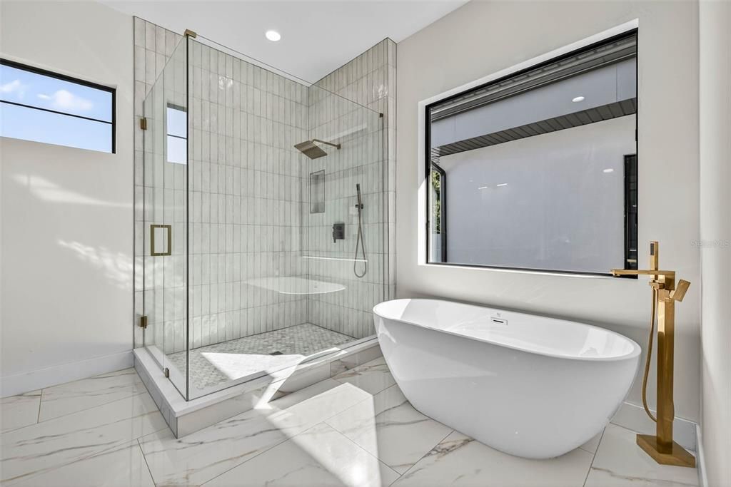 For Sale: $1,099,000 (4 beds, 4 baths, 3182 Square Feet)