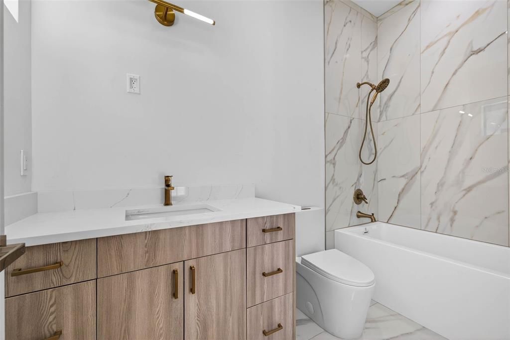 For Sale: $1,099,000 (4 beds, 4 baths, 3182 Square Feet)