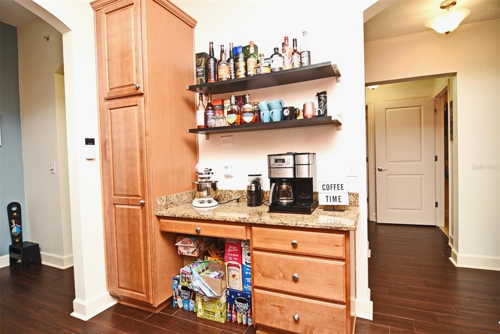 En Venta: $389,000 (2 camas, 2 baños, 1435 Pies cuadrados)