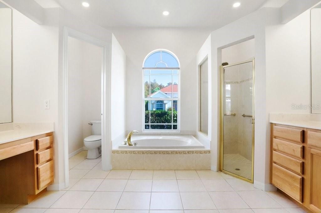 待售: $675,000 (4 贝兹, 3 浴室, 2994 平方英尺)