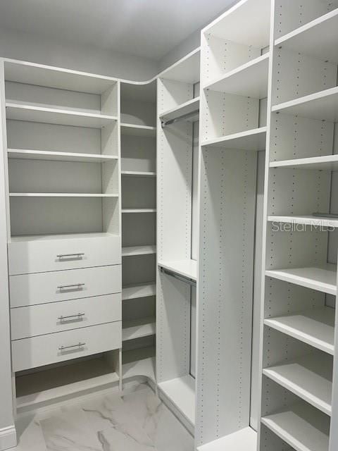 На продажу: $1,100,000 (4 спален, 3 ванн, 2697 Квадратных фут)