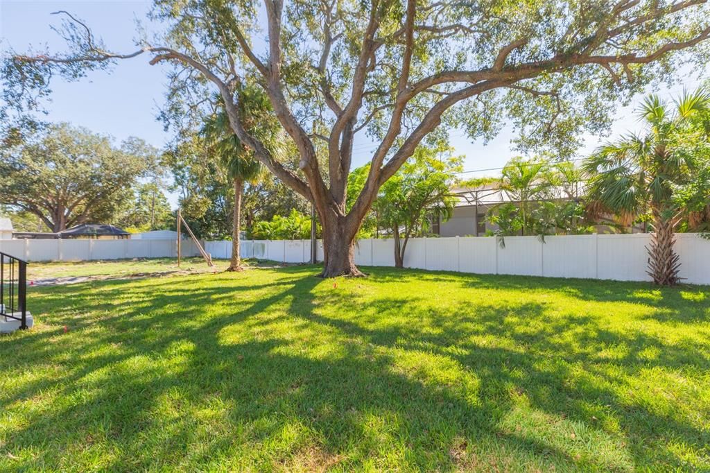 На продажу: $1,100,000 (4 спален, 3 ванн, 2697 Квадратных фут)